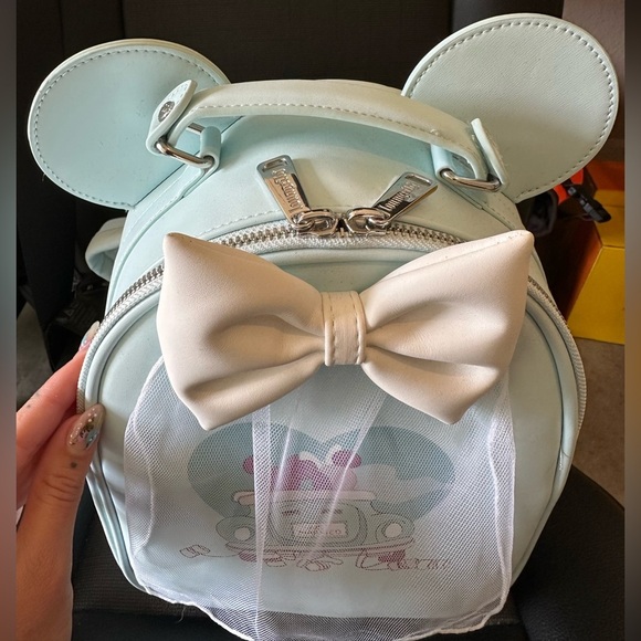 Disney Loungefly ‘Just Married’ Mickey & Minnie Mini Backpack w/ bride bow/veil - Picture 3 of 10